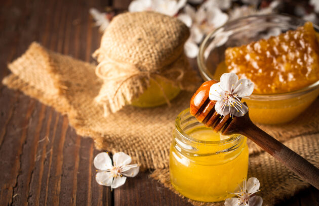 فوائد صحية فريدة للعسل
